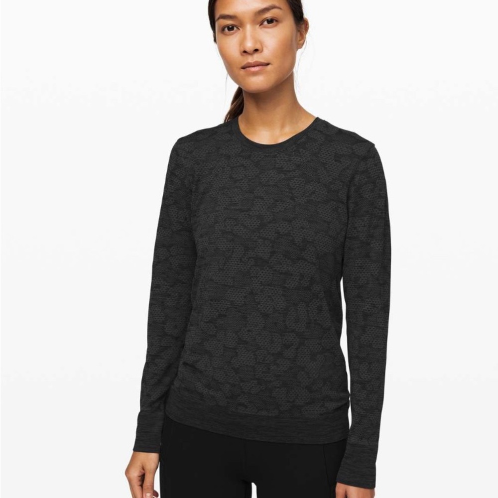 Lululemon Breeze by Long Sleeve - Picture 1 of 7